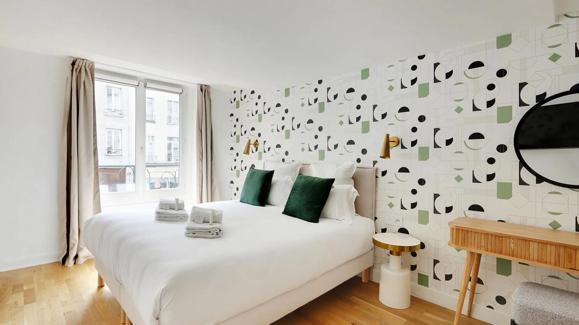 Appartement Pick A Flat'S Apartement In Saint-Martin - Rue Du Faubourg Saint-Martin Parijs