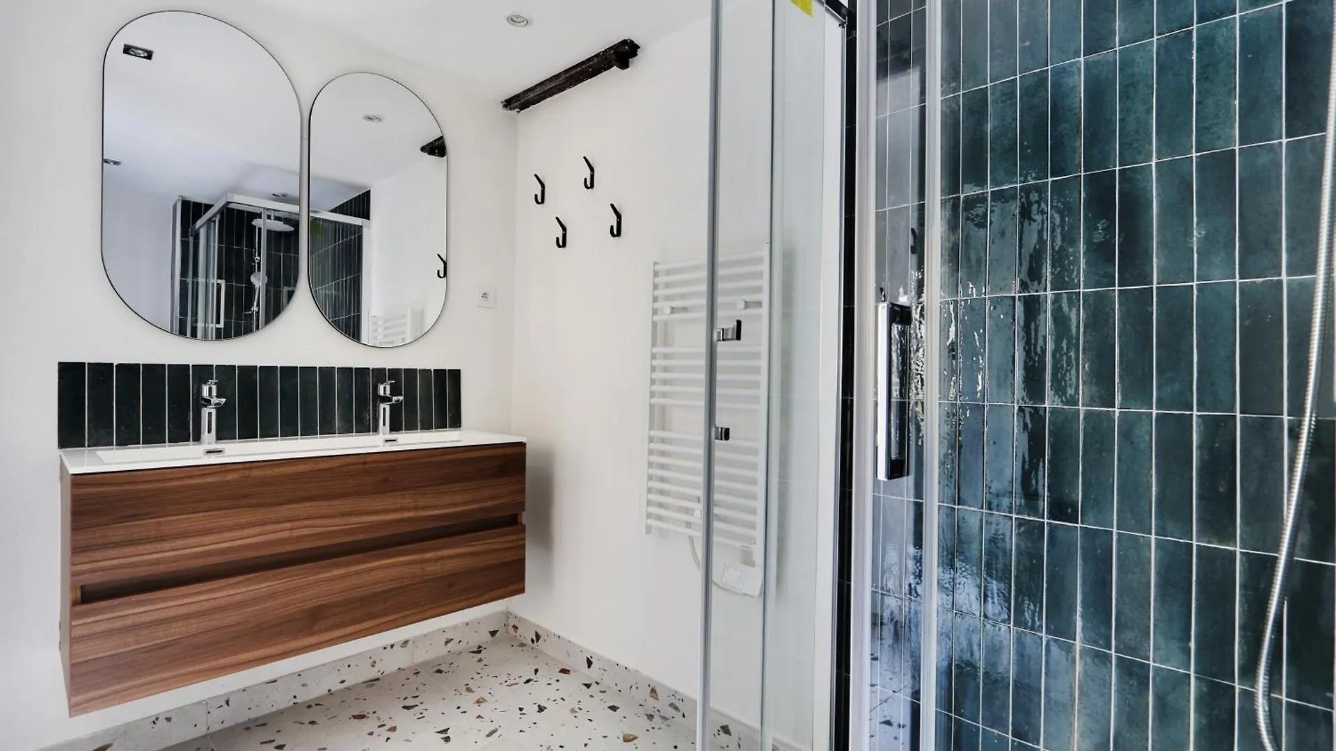 Pick A Flat'S Apartement In Saint-Martin - Rue Du Faubourg Saint-Martin Parijs Frankrijk